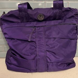 *Like New* Purple Lululemon Gym/Work/Travel Bag